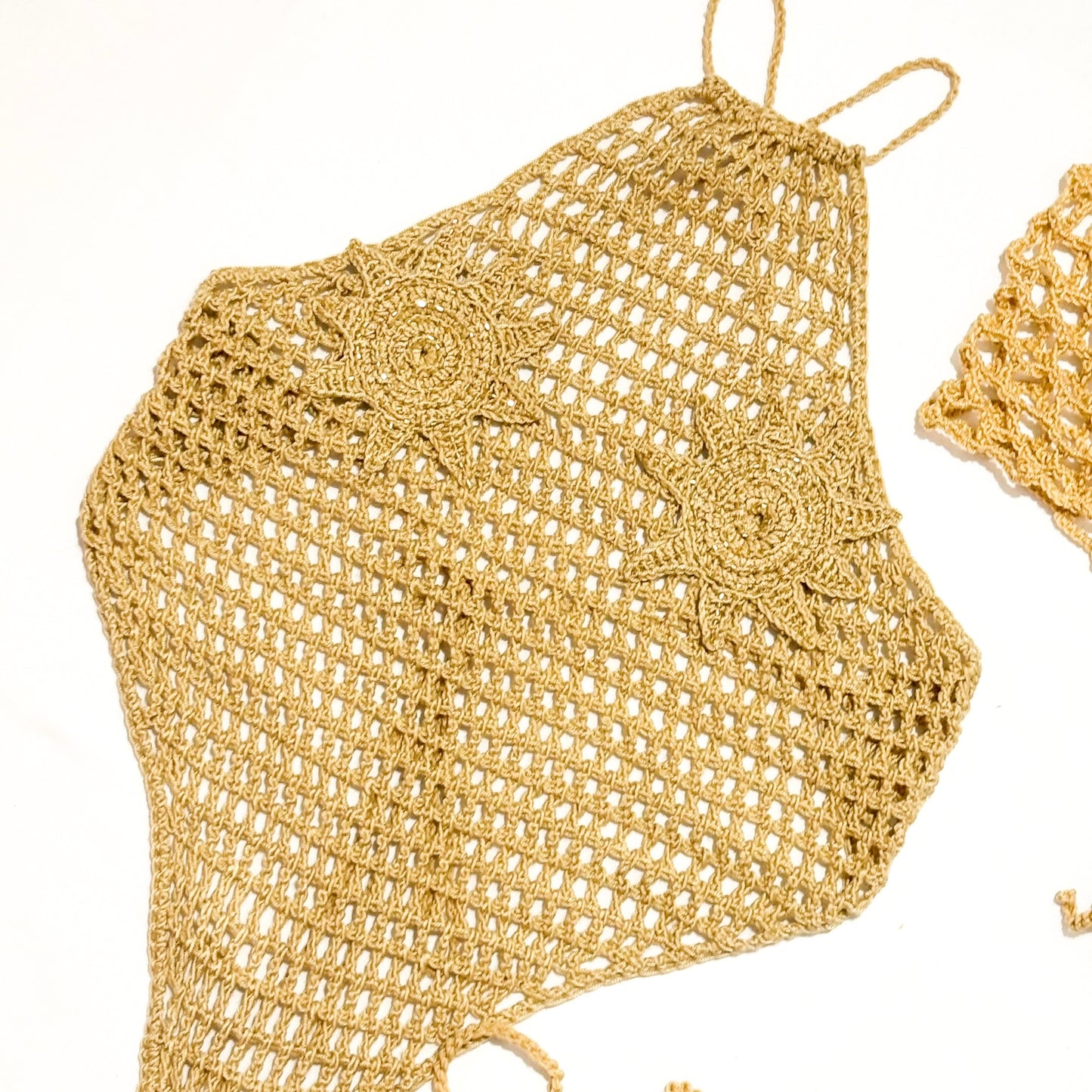SUN HALTER TOP